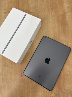 Apple iPad 7th 32GB 2018 - 3