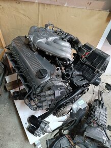 E30 motor m20b20 95kw - 3