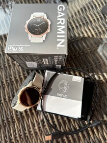 Predám elegantné športové hodinky Garmin Fenix 5S Rose Gold - 3