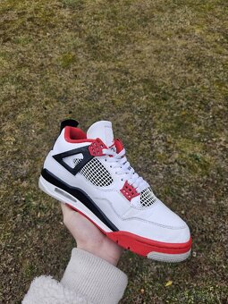 Nike Air Jordan 4 Fire Red - 3