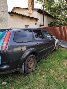 Ford focus 1.6 benzín 85KW - 3