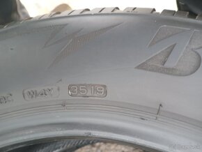 Bridgestone  235/60R18zimné - 3