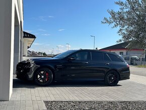 Mercedes Benz AMG E63s 4Matic+ 612koní - 3