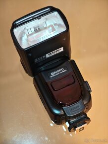 Blesk TRIOPO Speedlight TR-586EX TTL - 3