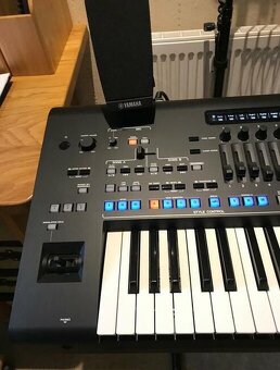 Yamaha Genos XL+puzdro - 3