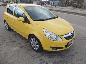 Opel Corsa 1.2 16V Cosmo - 3