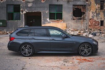 BMW 330 xDrive M-paket Harman Kardon - 3