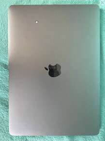 Predám veľmi zachovalý MacBook Pro s príslušenstvom. - 3