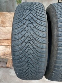 Zimne pneumatiky 215/65R16 - 3