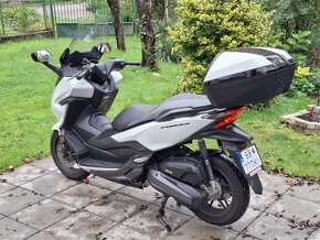 Honda forza 125 rv.2020....max.vybava - 3