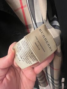 Predám originál ikonický kabat Burberry - 3