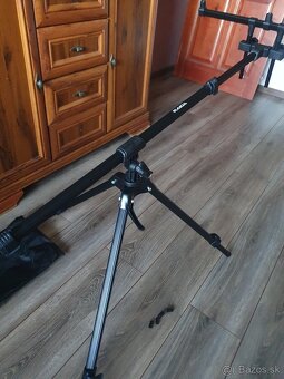 Predam novy tripod-stojan KAIDA,dlzka 130 cm - 3