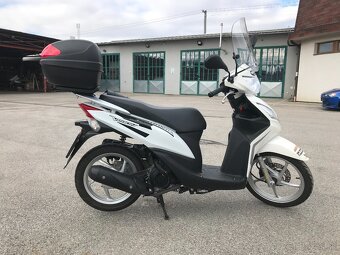 Honda Vision 110 - 3