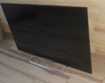 LED televízor 107 cm - 3