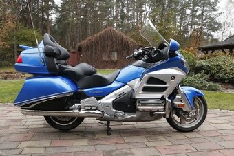 Honda Goldwing  GL1800 - 3