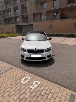 Škoda Octavia 3 RS 2.0TSI - 3