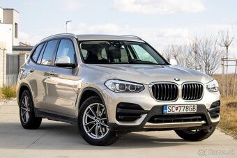 BMW X3 xDrive20i A/T - 3