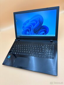 Notebook 15,6" TOSHIBA.Intel i5-5200U 2x2,20GHz.256gb SSD. - 3