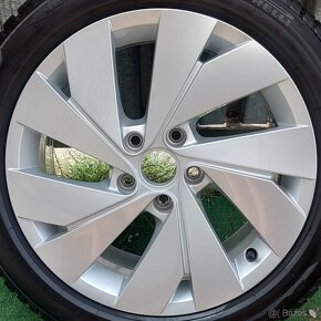 Originálne, prakticky nové, atraktívne disky VW - 5x112 R17 - 3