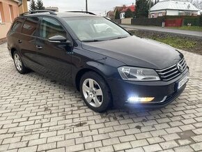 Volkswagen passat B7 Combi Bluemotion 1.6 TDI 6.St Manuál - 3