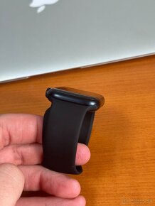 Predám ORIGINÁL Apple Watch 8 45mm GPS LTE BLACK ALUMINIUM - 3