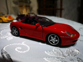 porsche 1:24 - 18 eur a 1:18 - 30 top stav - 3