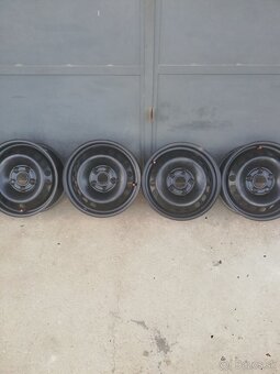 Plechový disk 6j r15 5x112 škoda - 3