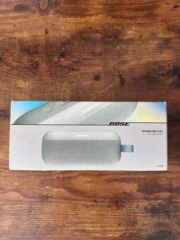 Bose SoundLink Flex II ( 2nd Gen ) - 3