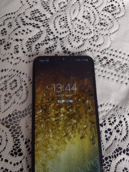 Samsung Galaxy a20e - 3