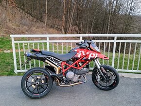 Ducati hypermotard 796 - 3