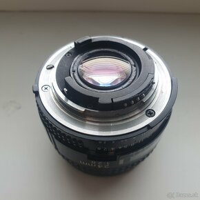 Nikkor 24 mm f2.8 - 3