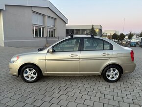 Hyundai Accent 1.5 crdi - 3