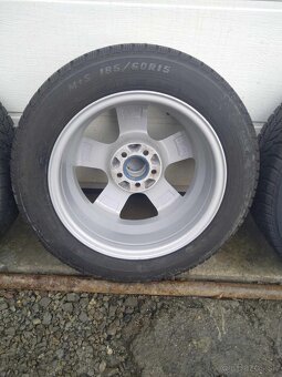 Alu 5 x 100 15 + zimné pneu 185/60 R 15. - 3