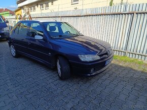 Peugeot 306 1.8 benzín 81kW živé rarita 170 000km - 3