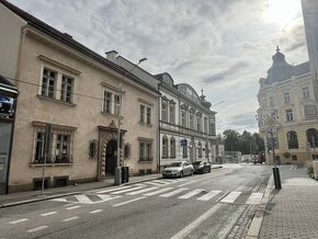 Administratívna budova v centre Trenčína s parkovaním - 3