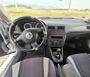 Volkswagen Bora 1.4 Basis - 3