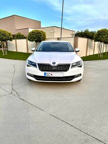 Škoda Superb 2.0 TDI DSG - 3