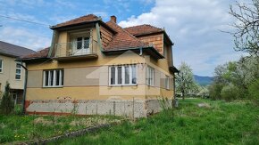 Rodinný Dom/ 3 izbový, Žitná Radiša - BnB/ pozemok 3190 m2/ - 3