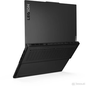 Lenovo Legion Pro 7 16IRX8 Onyx Grey kovový - Herný notebook - 3