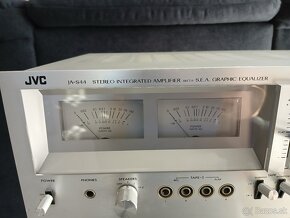 JVC JA-S44 a JVC KD-A5 - 3