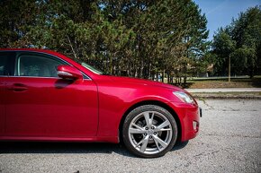 Lexus IS 220d Luxury - 3