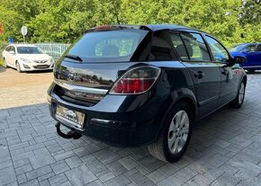 Opel Astra 1.6 16V benzín manuál 85 kw - 3