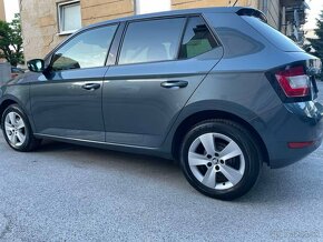 Predám málo jazdené auto Škoda Fabia 36000km - 3