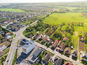 Rodinný dom v stave holodomu s priestranným pozemkom - Košic - 3