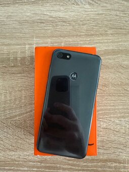 Motorola Moto e6 play - 3