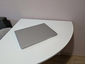 Lenovo IdeaPad Slim 5 15IRU9 - 3