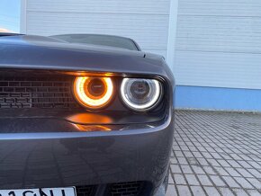 DODGE CHALLENGER 5.7 V8 HEMI - 3