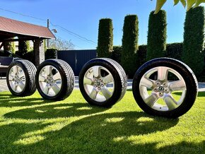 Komplet letnú sadu alu Škoda Scout 5x112 225/50 R17. - 3