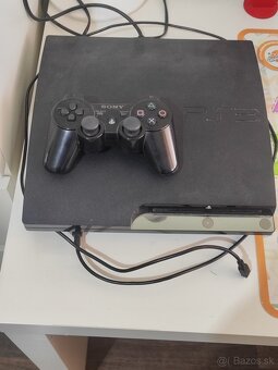 Predám PS3 slim s 320 GB HDD s prislusenstvom - 3