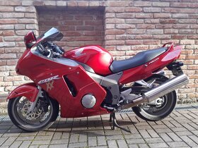 Motocykel Honda CBR 1100 XX - 3